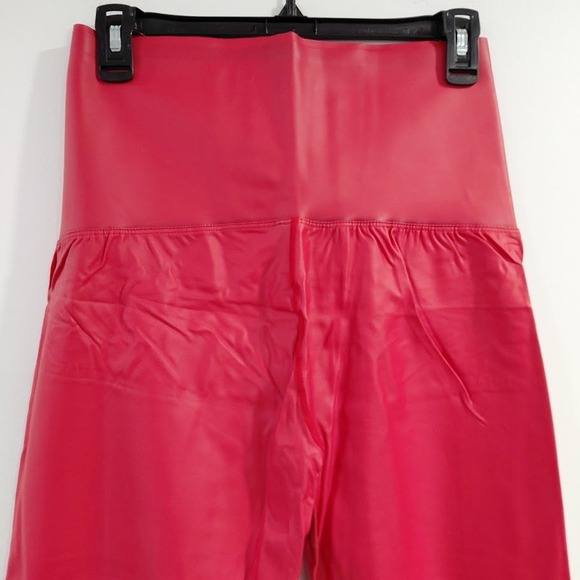 Red Faux Leather High Waist Leggings Hook and Eye Closure Women's 2XL - Picture 7 of 13